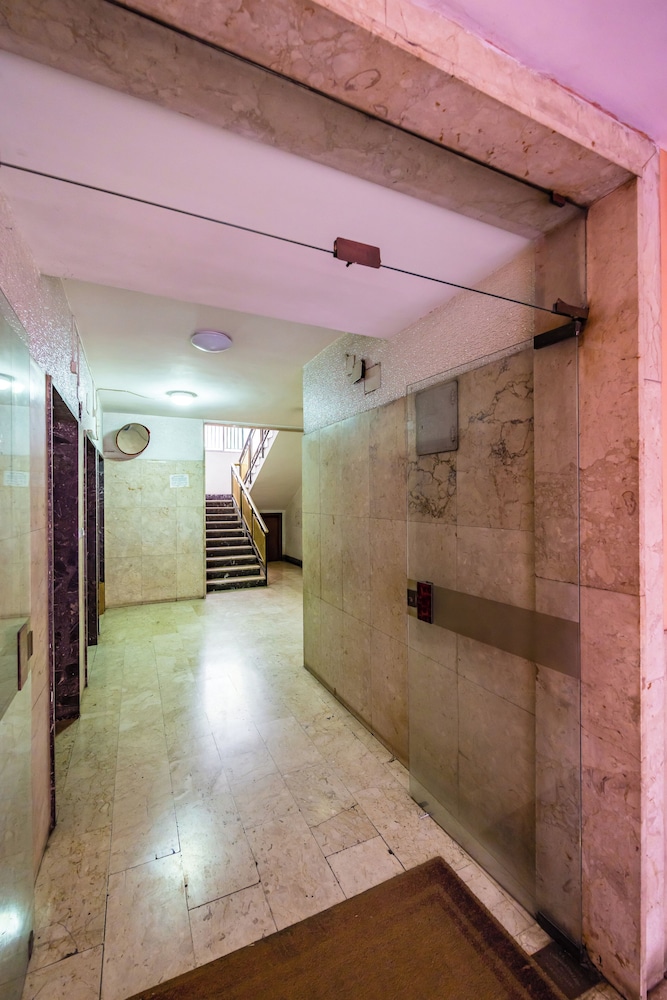 Carlo III guest house