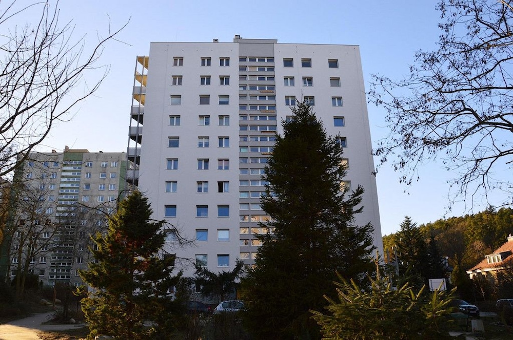 Apartments Happy Hours