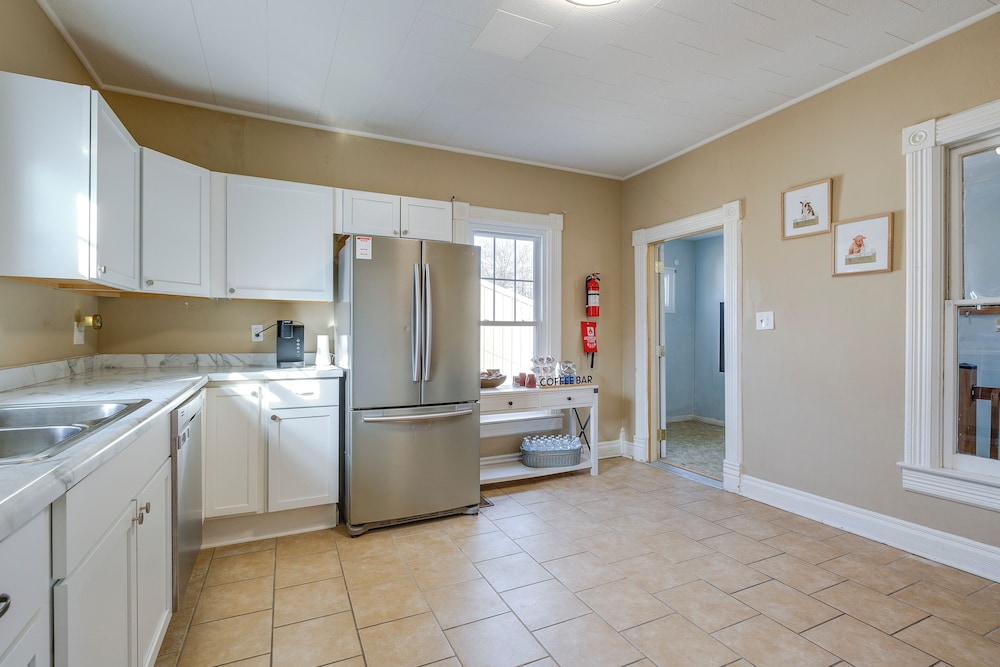 Family-friendly Home in Junction City