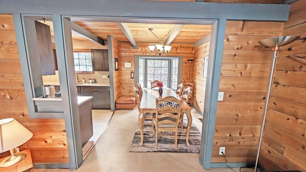 Lava Top 1 2 Bedroom Home