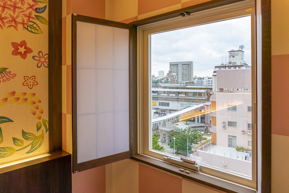HOTEL OKINAWA WITH SANRIO CHARACTERS 168