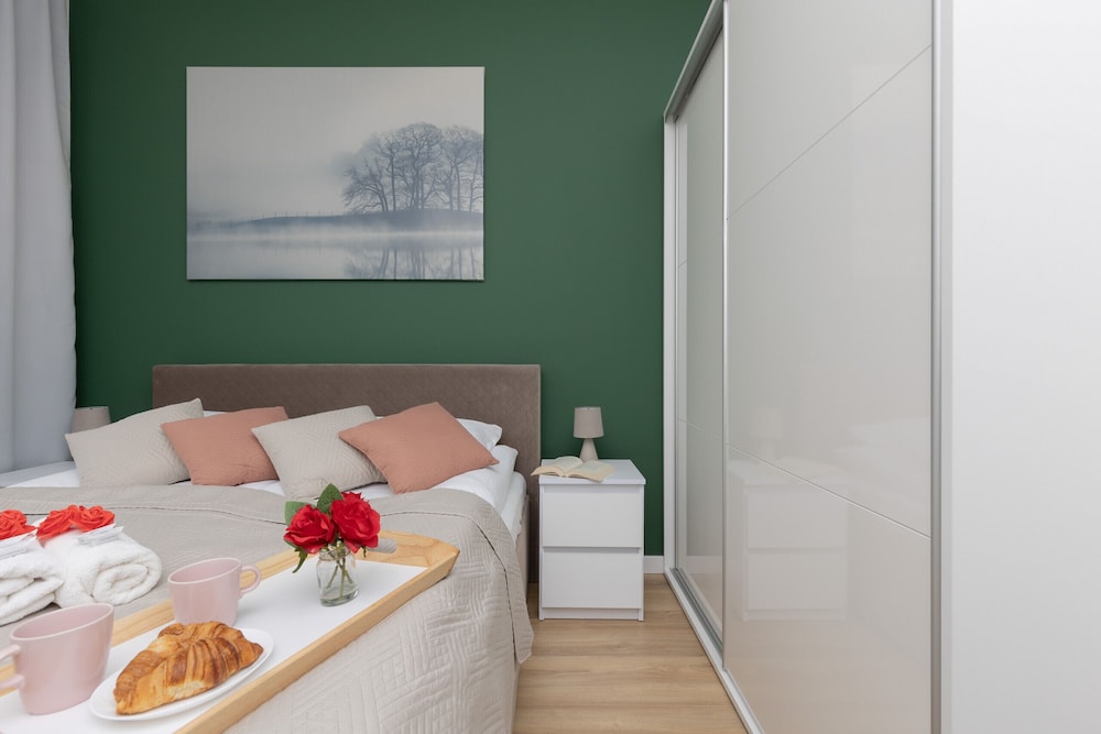 Warsaw Apartment Postępu by Renters view 5