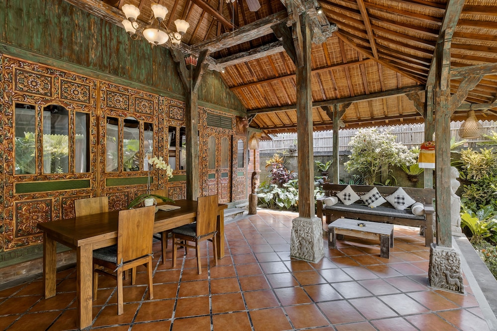 Roshan Ubud Villa view 2