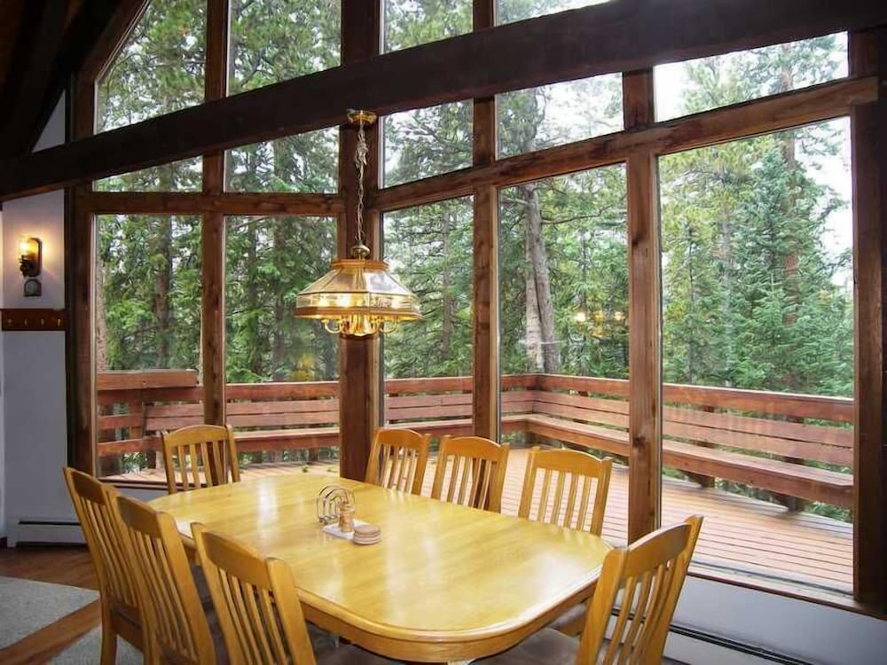 The Rendezvous 3 Bed 2 Bath