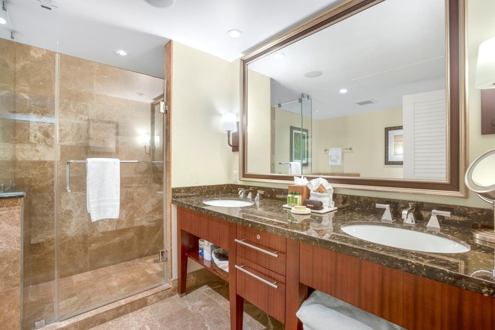 Honua Kai Konea 4 Free Rental Cars KBM Resorts Exceptional Value 4 Units, 9 Bedrooms Ml-1448
