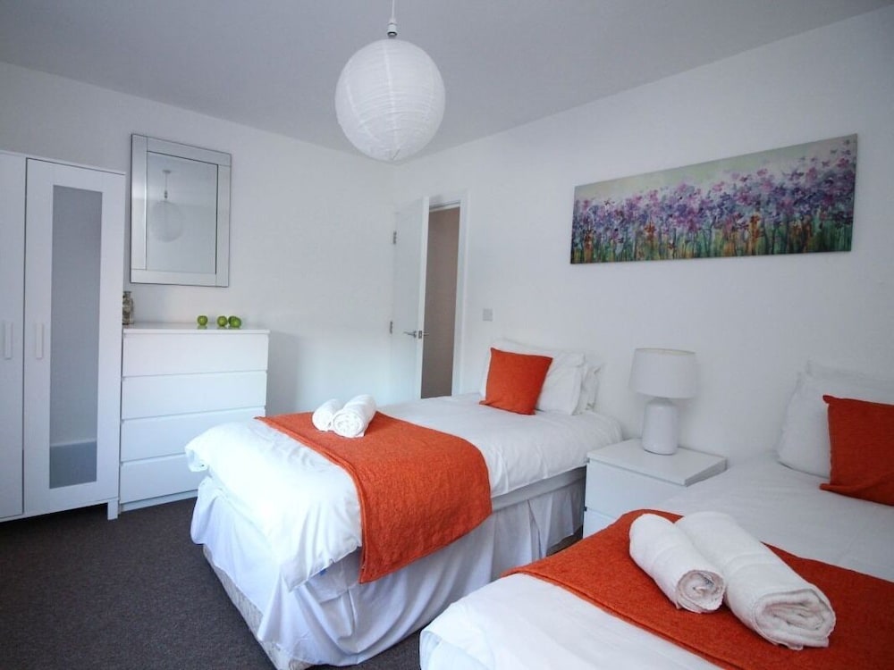 Beddoe Apartments