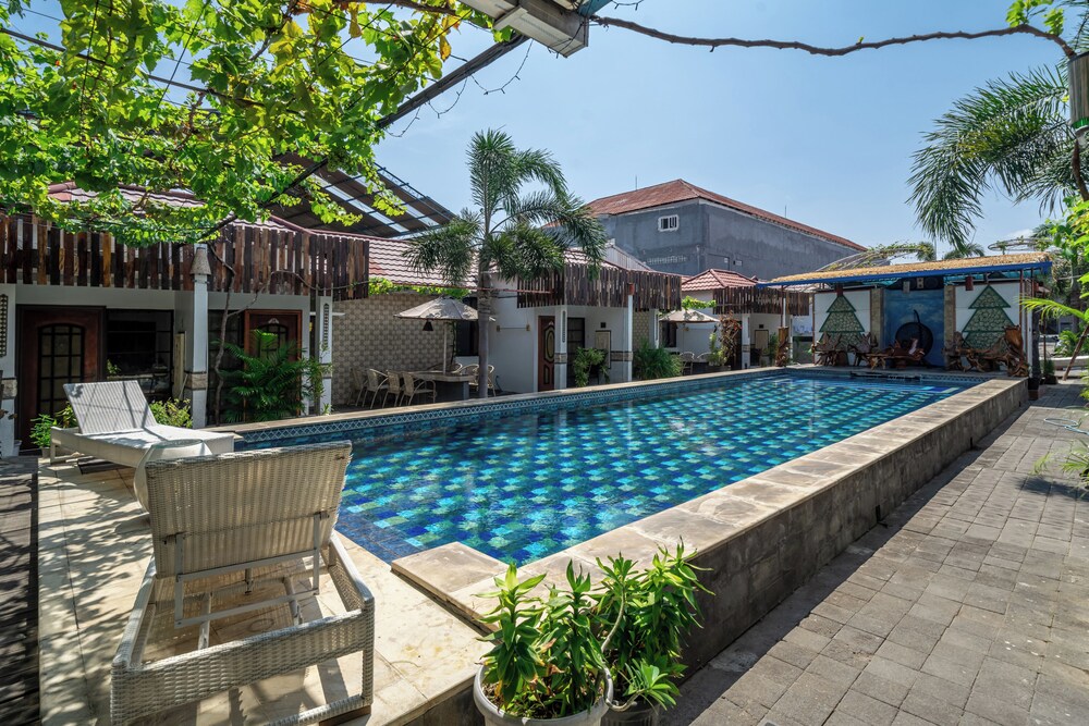 Senyum Bali inn