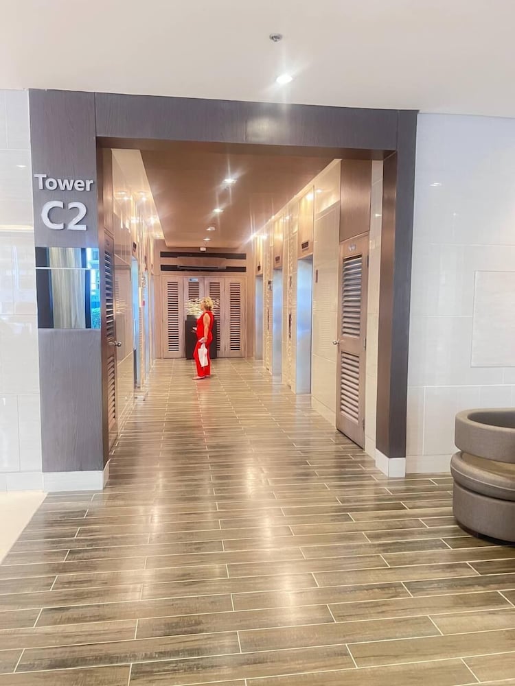 SHORE 1 RESIDENCES