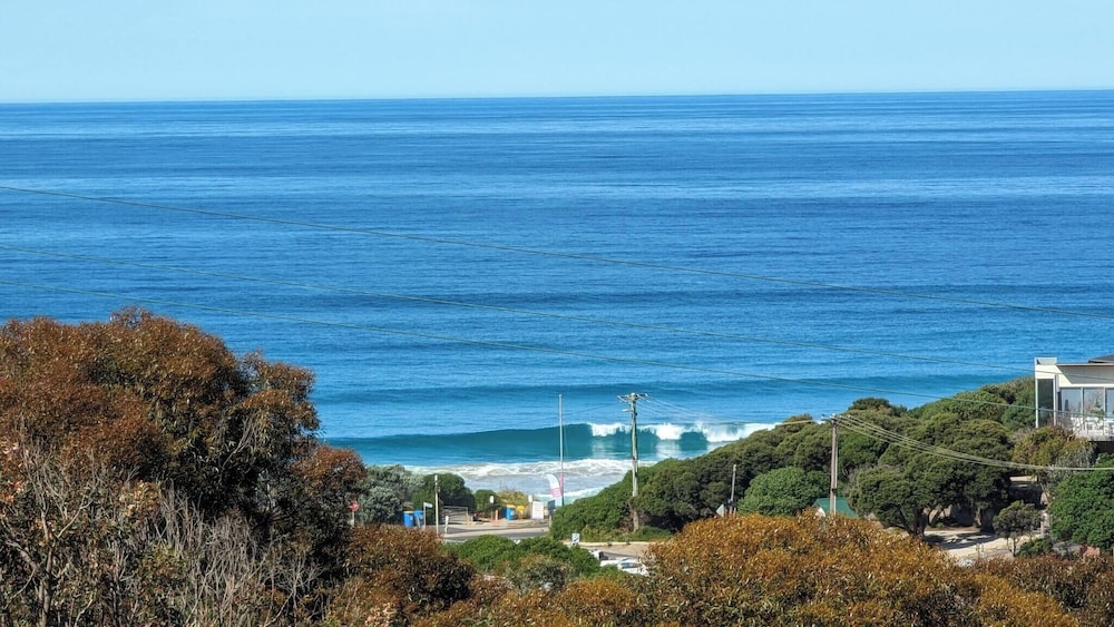 Fairhaven Beach House With Ocean Views and Tranquil Setting