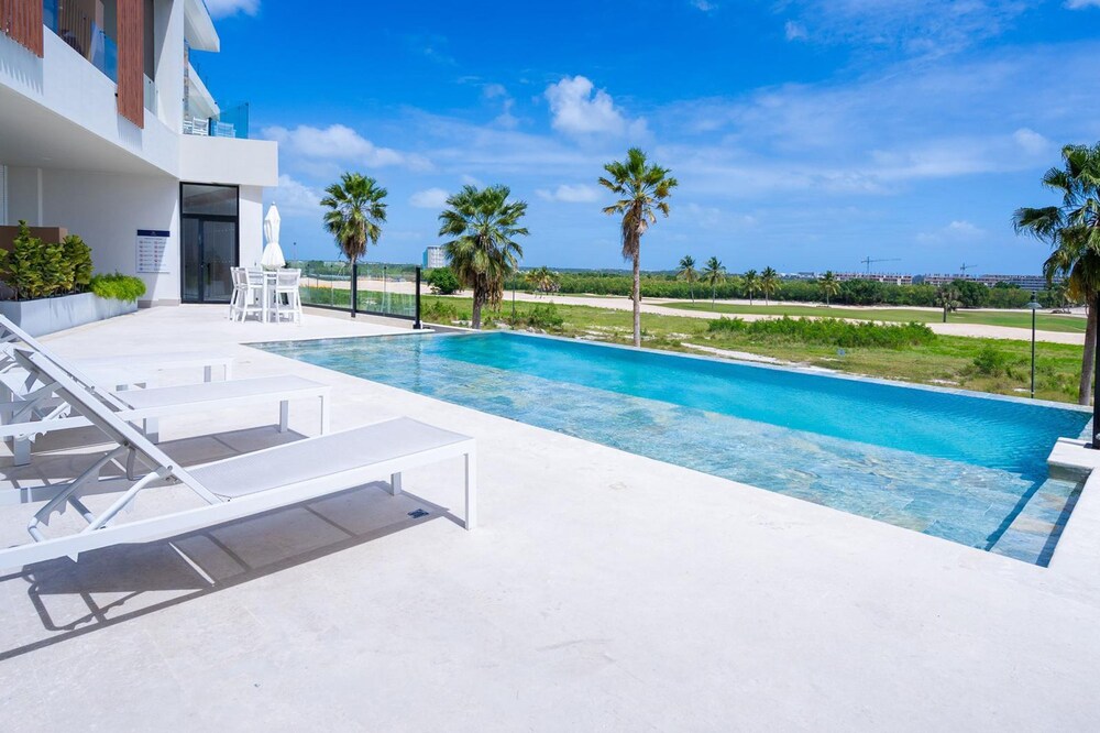 Apt With 3 Bedrooms bbq Terrace in Cap Cana