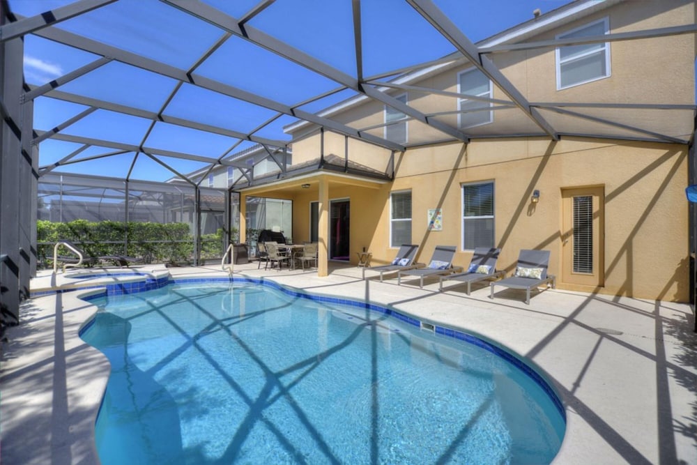 The Cinehaven at Solterra by Shine Villas 407 - Image 2