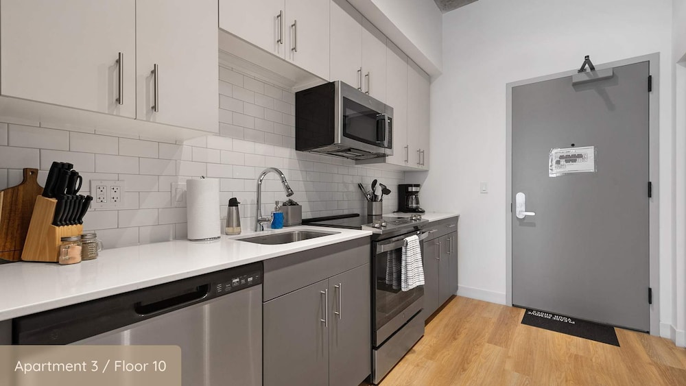 The Ultimate Lincoln Park Group Getaway