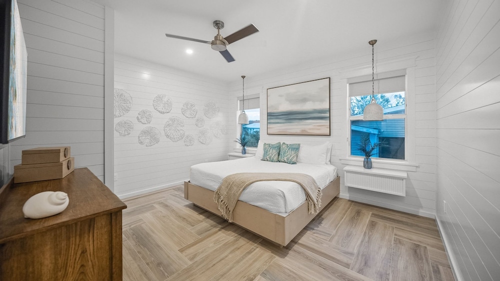 Maritime Manor in Siesta Key