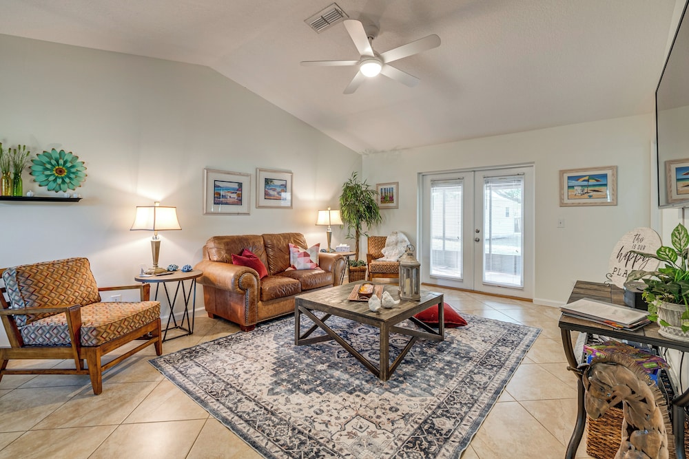 Pet-friendly Home 12 Mi to WEC & Dtwn Ocala!