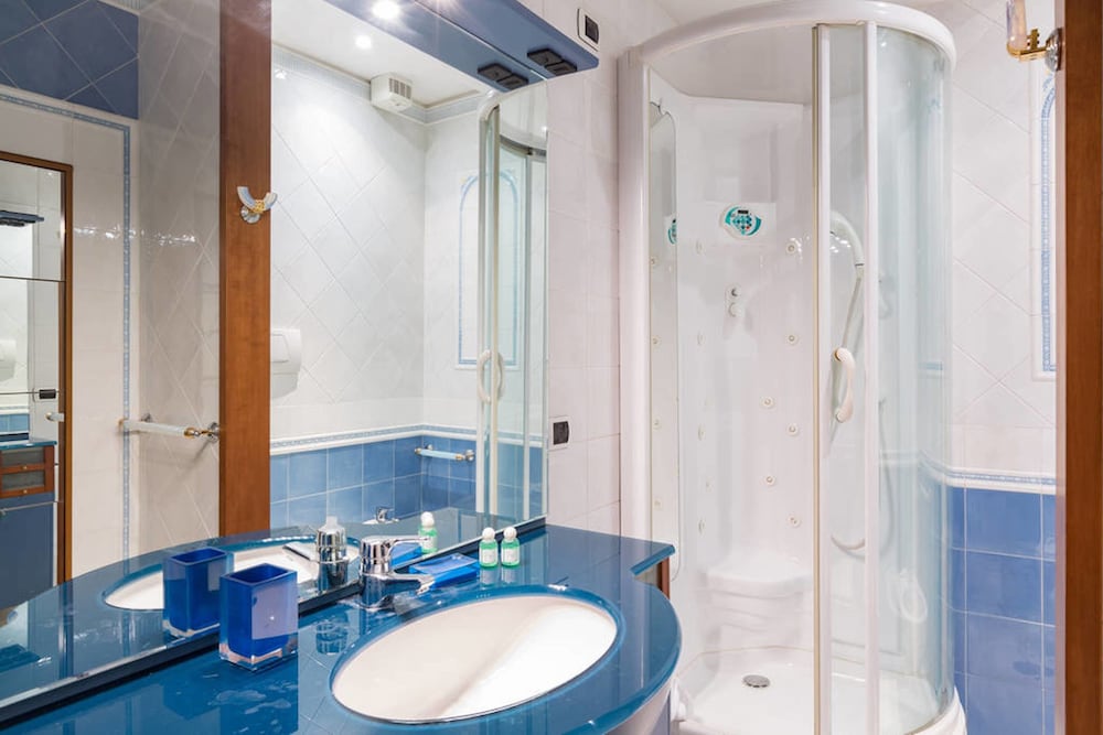 The Colosseum Suite