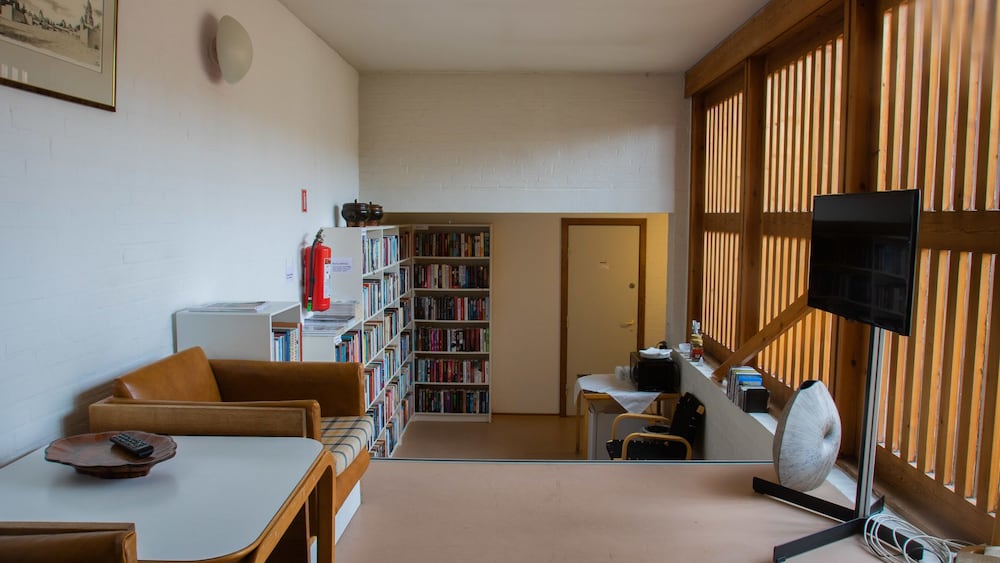 Photo 9