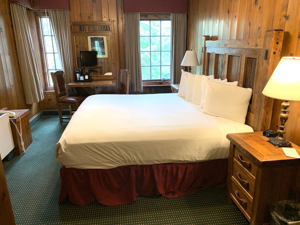 Starved Rock Lodge & Conference Center
