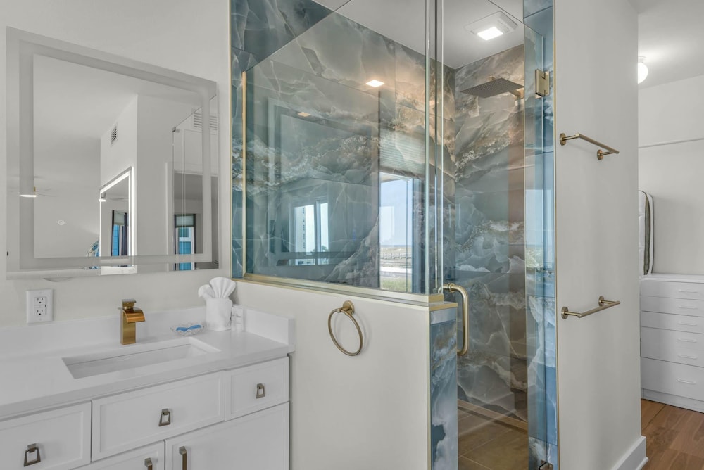 The Gulfview Grandeur