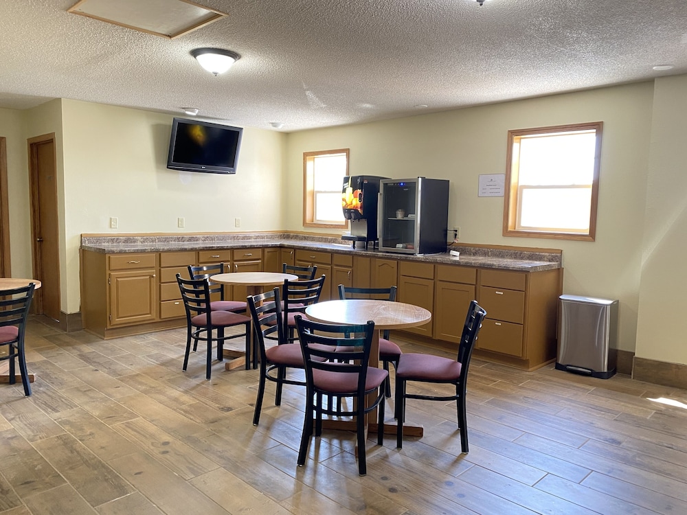 Campus Inn Motel