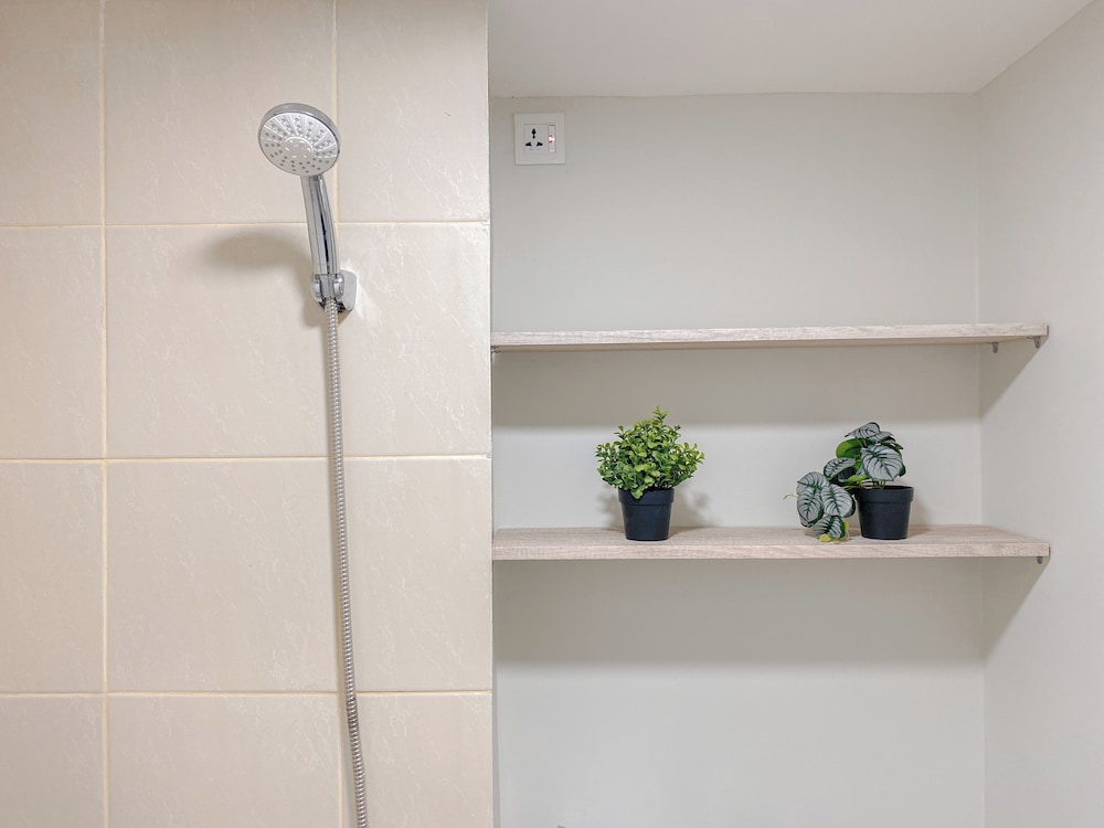 Best Deal And Homey Studio At Meikarta Apartment