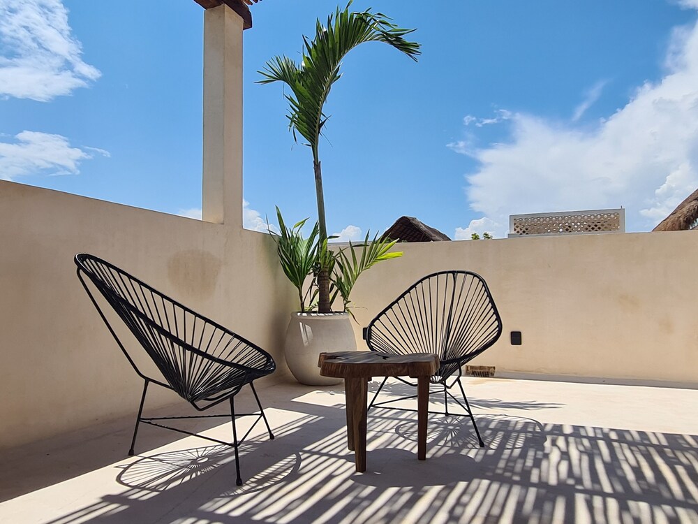 Pool & Private Balcony Studio Tulum S15