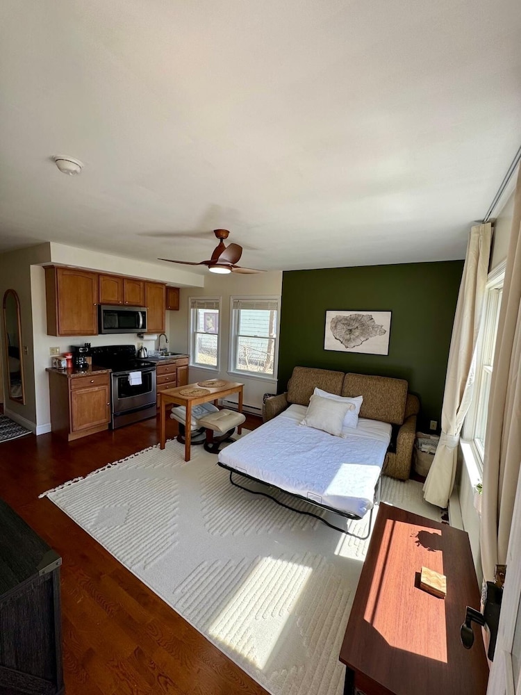Central Lake Placid Hideaway