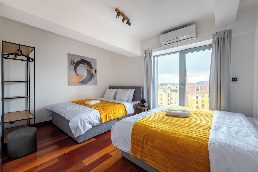 Apart loft hotel in Karlin