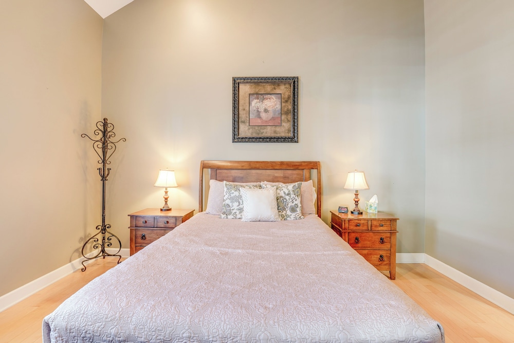 Marina, Pool & Balcony: Modern Spring Lake Condo