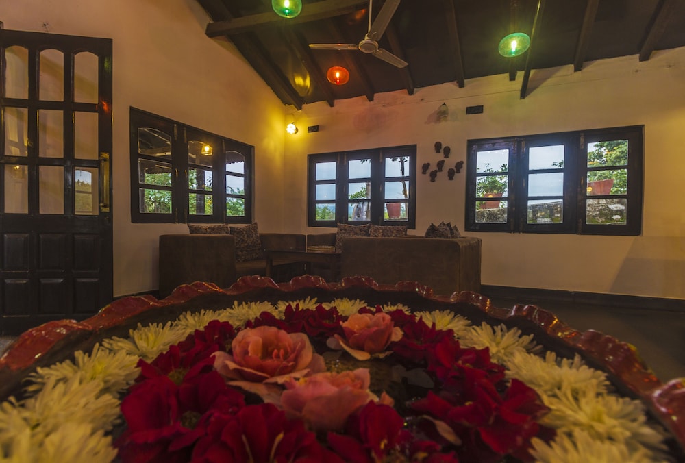 WOW STAYZ2 Pachmarhi Ecotel Resort view 5