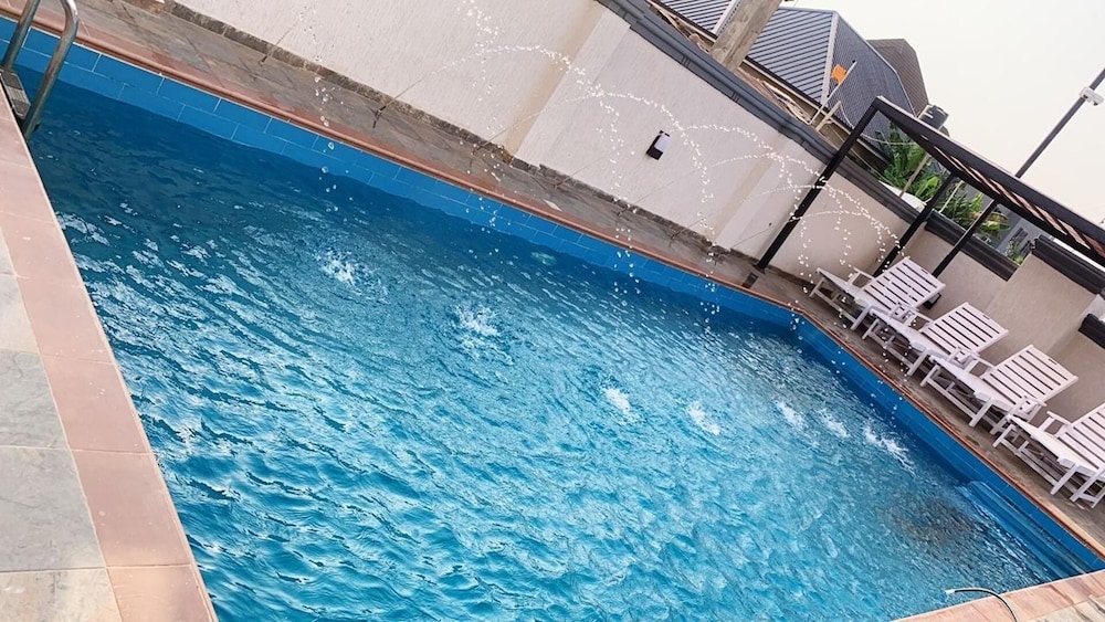 Beautiful Serviced Apartment at Nanakrom, Accra
