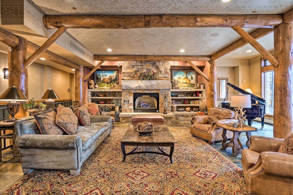 Ski-out Keystone Resort Condo w/ Private Balcony