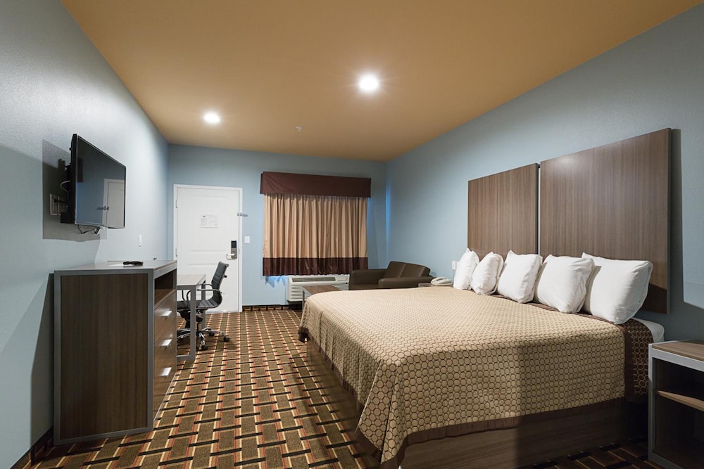 Scottish Inns & Suites