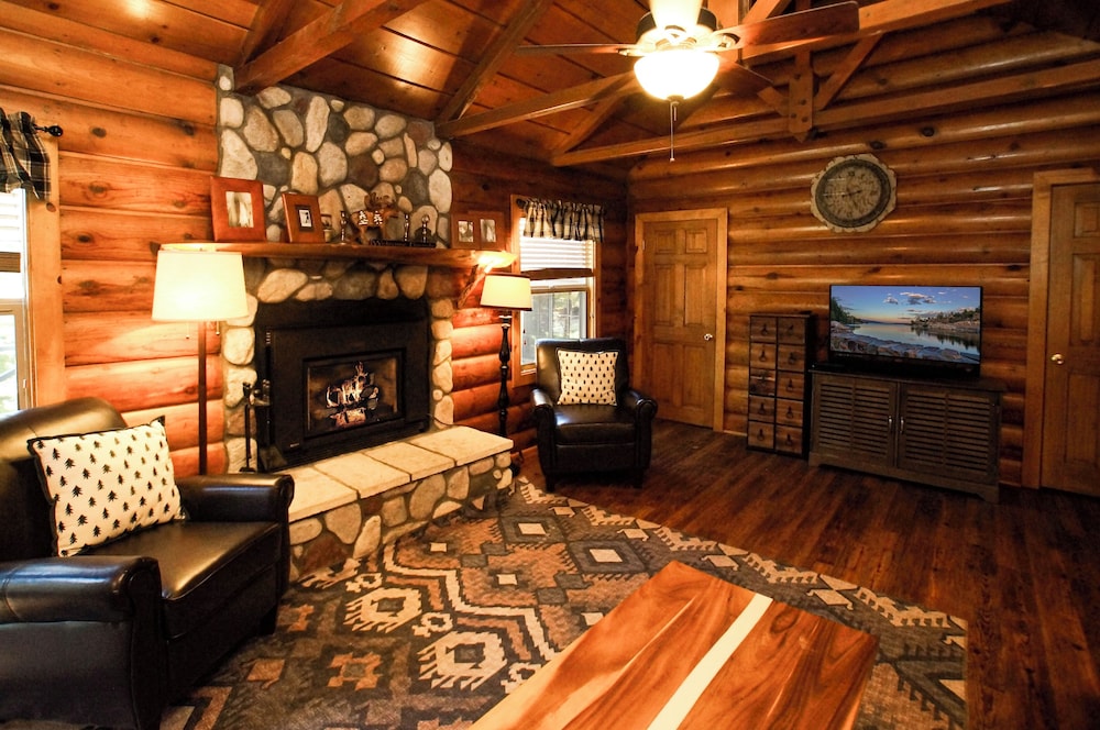 Fox Cabin