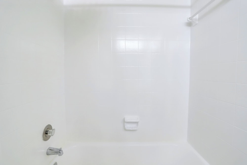 DC Airport Metroline Apartments