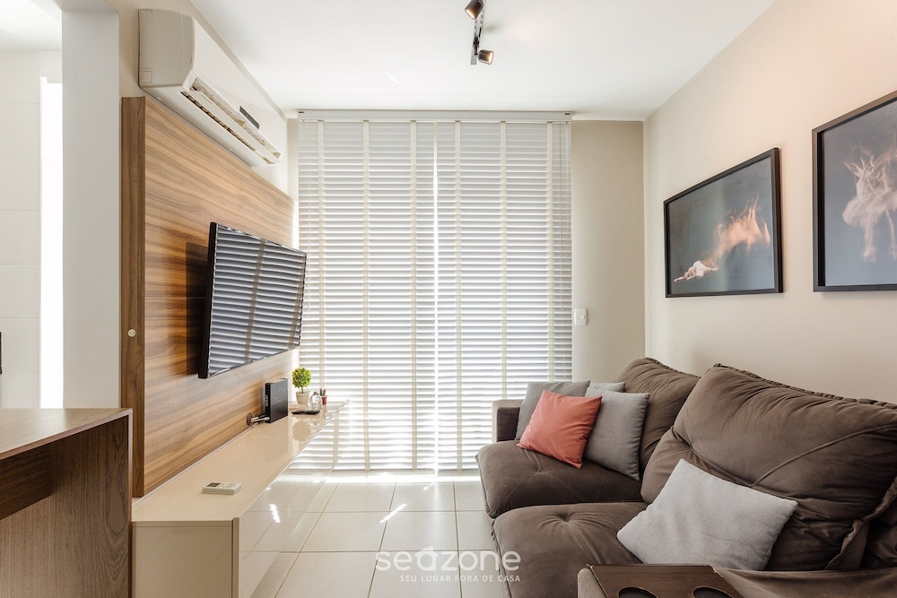Apt With Charming Sea View in Itacorubi Cmr204
