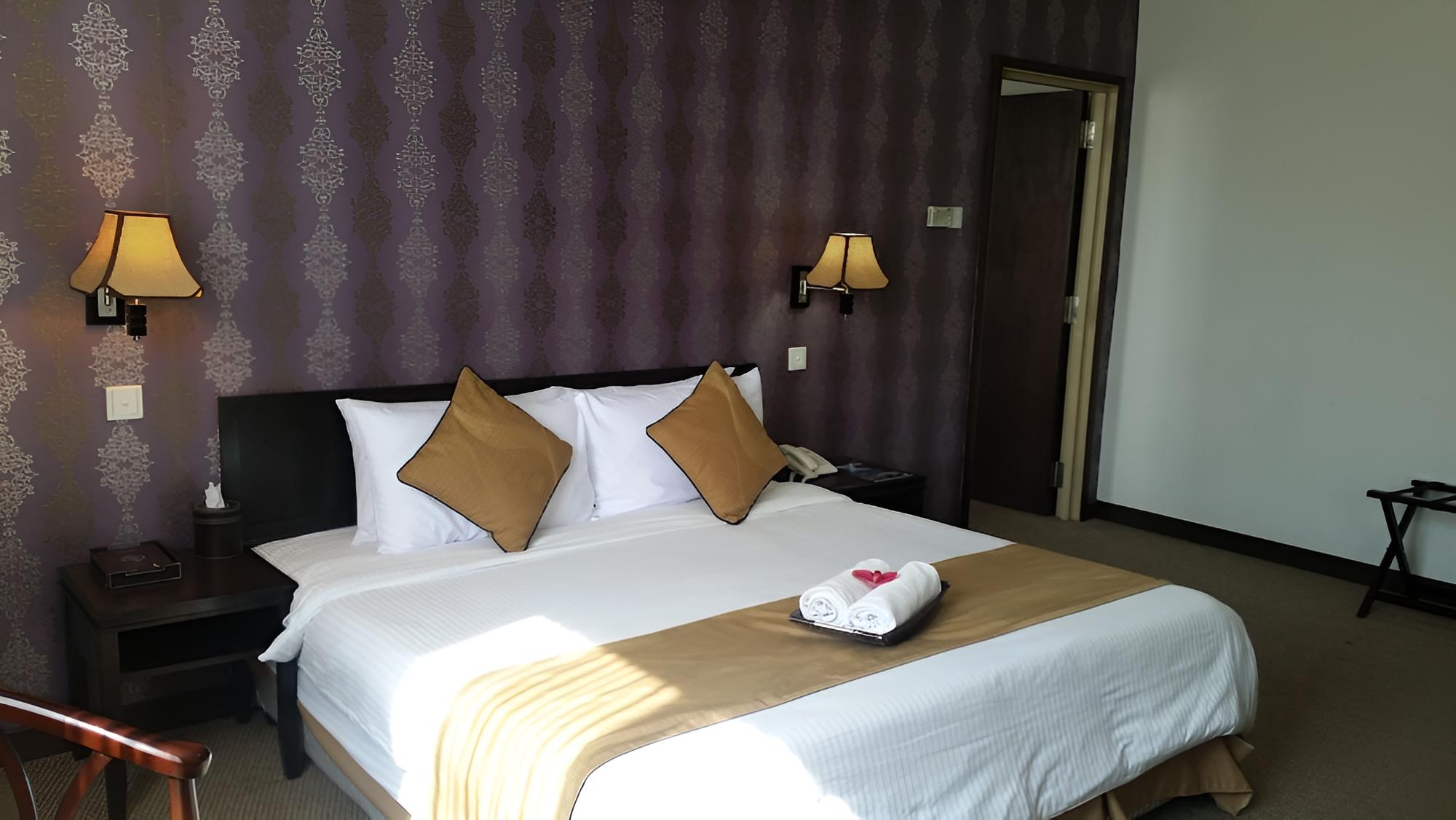 Carlton Hotel Shah Alam photo 1