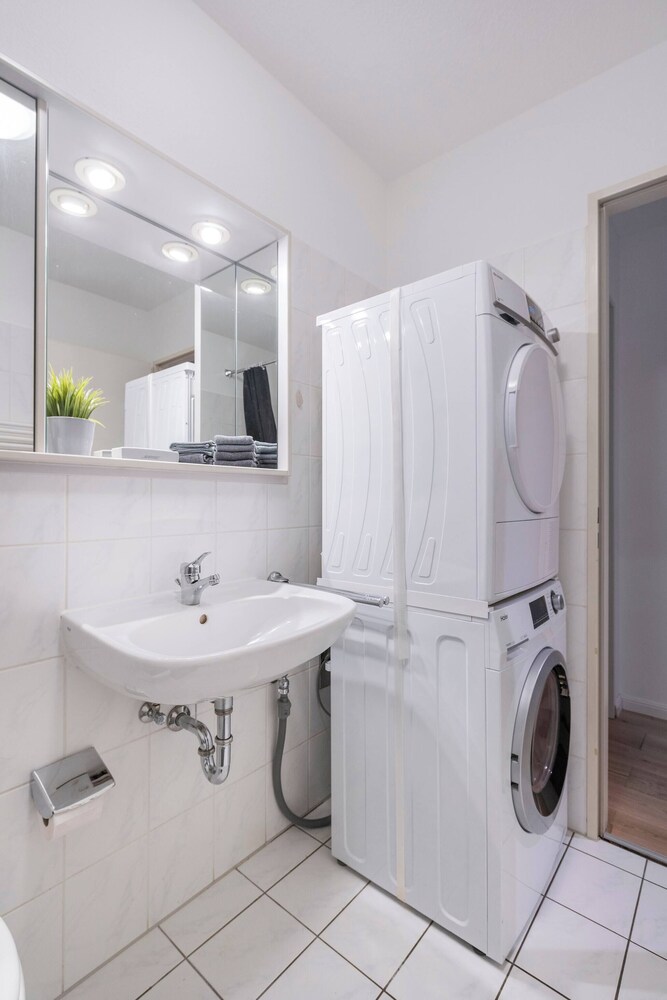 Exclusive Ludenberg Living in Stunning Area