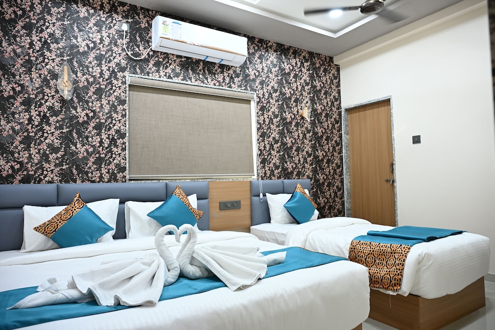 Ravechi Krupa Hotel