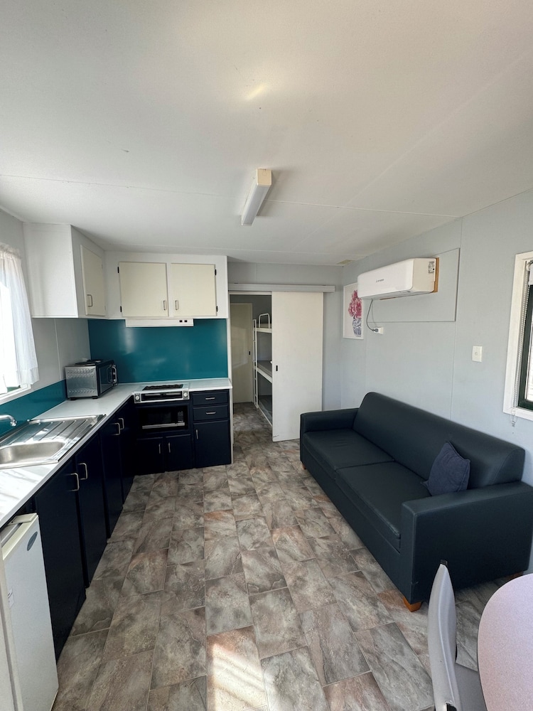 Hay Caravan Park