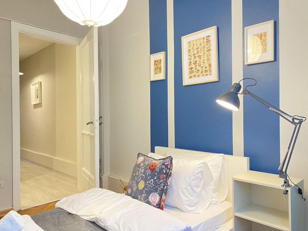 Charming Flat Near Osmanbey Metro Station