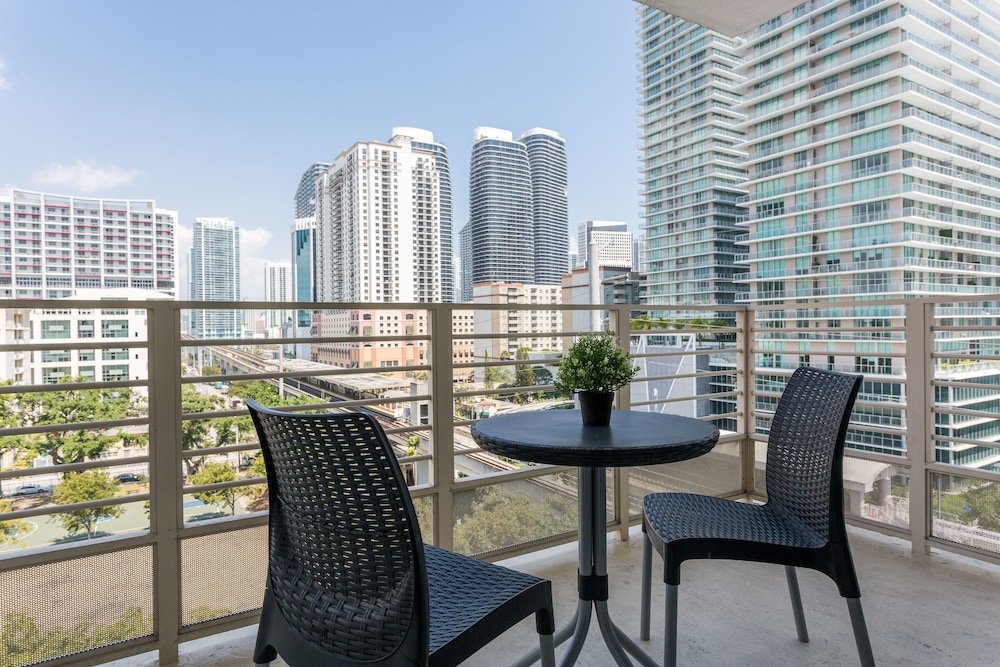 1st Brickell Boutique Residences by Nomad Guru