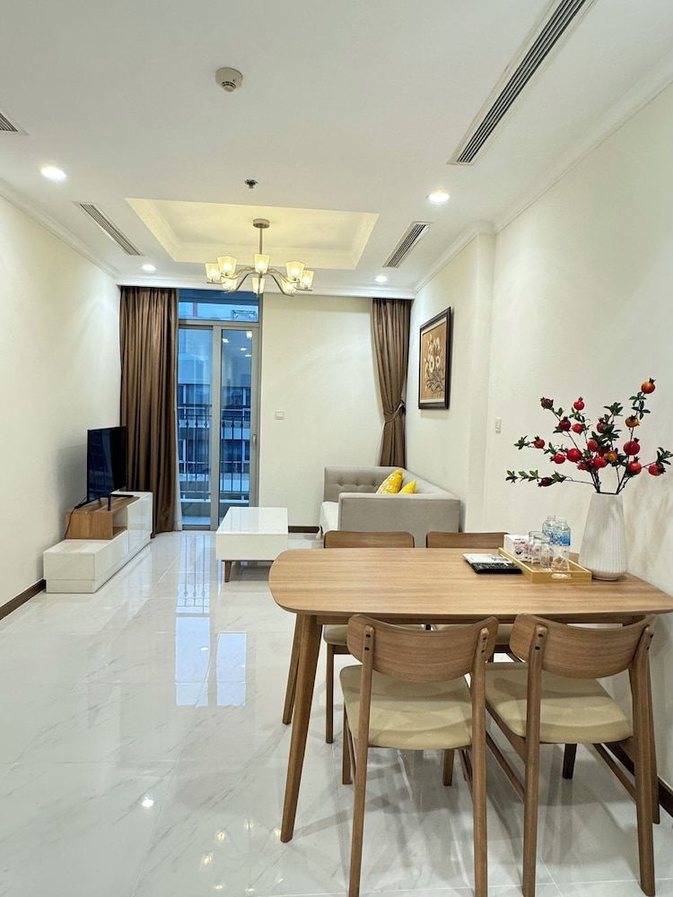 Landmark 5 Vinhomes Central Apartment
