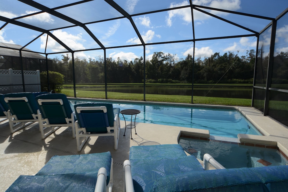 4648 5- Bdrm'slake Views Facing Poolwater View - Image 3