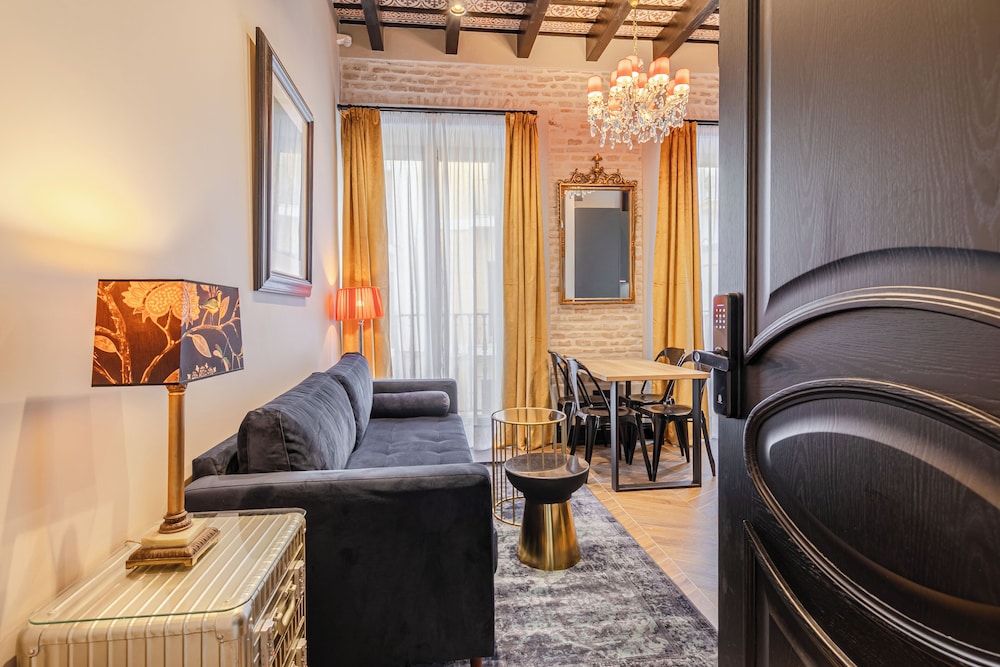 Casa 1862 Heritage Suites by Stay Unique