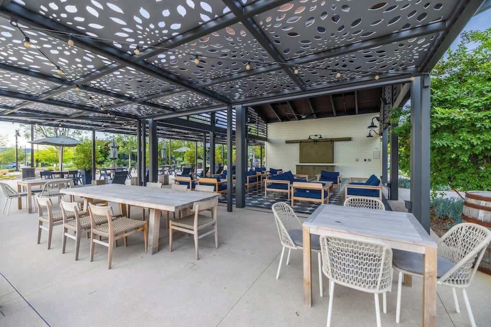 @ Marbella Lane - Curated 5BR in Upscale RMV Haven