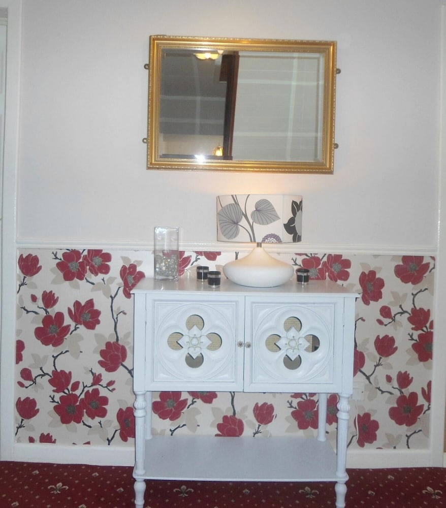 Perrymount Country Home Bed & Breakfast