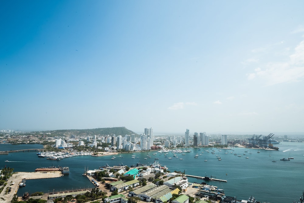 H2 Residences By Nomad Guru
