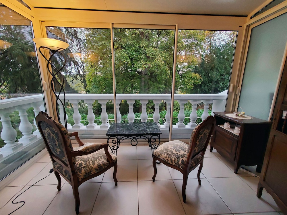 Logis Vélès view 3