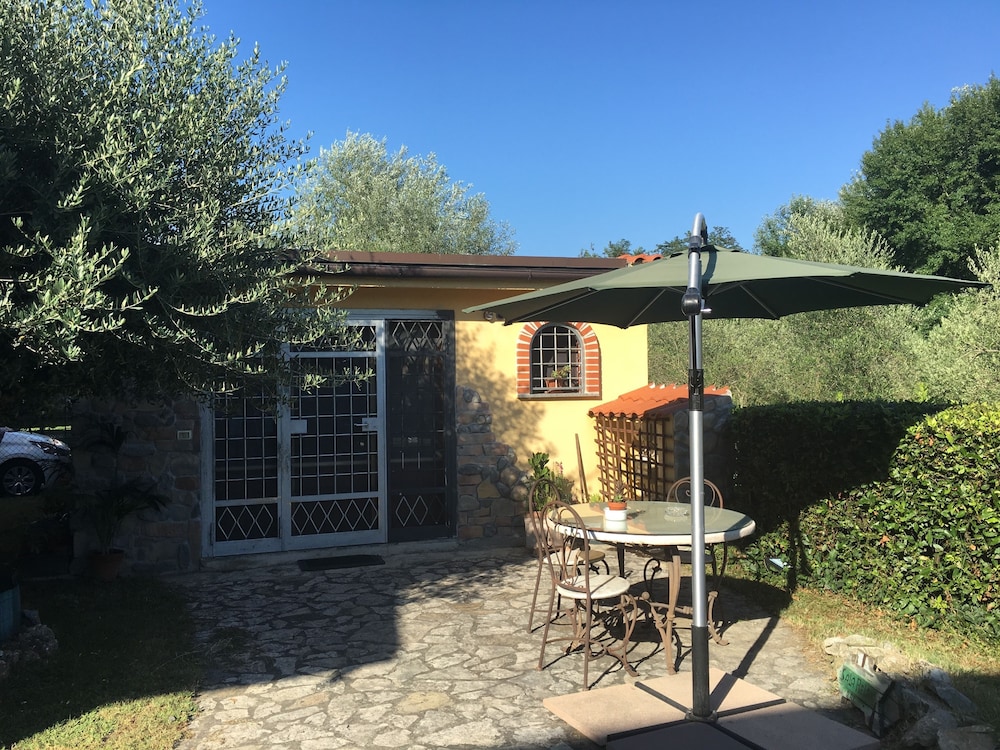 La Casa di Ugo by Relais CentroStorico photo 2