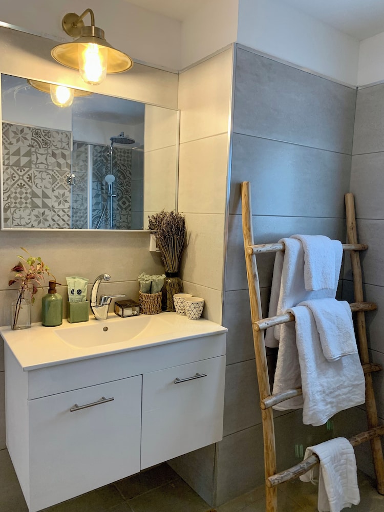 Talpiot Market Boho Stay by Sea N' Rent